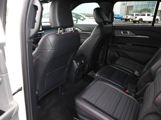 Certified 2025 Ford Explorer ST-Line w/ ST-Line Street Pack AWD/4WD image 27
