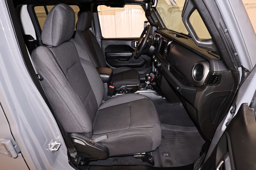 Used 2023 Jeep Gladiator Willys image 20