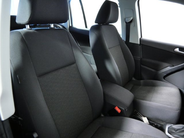 Used 2017 Volkswagen Tiguan S AWD/4WD image 10