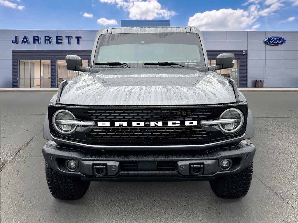Certified 2025 Ford Bronco Badlands AWD/4WD image 2