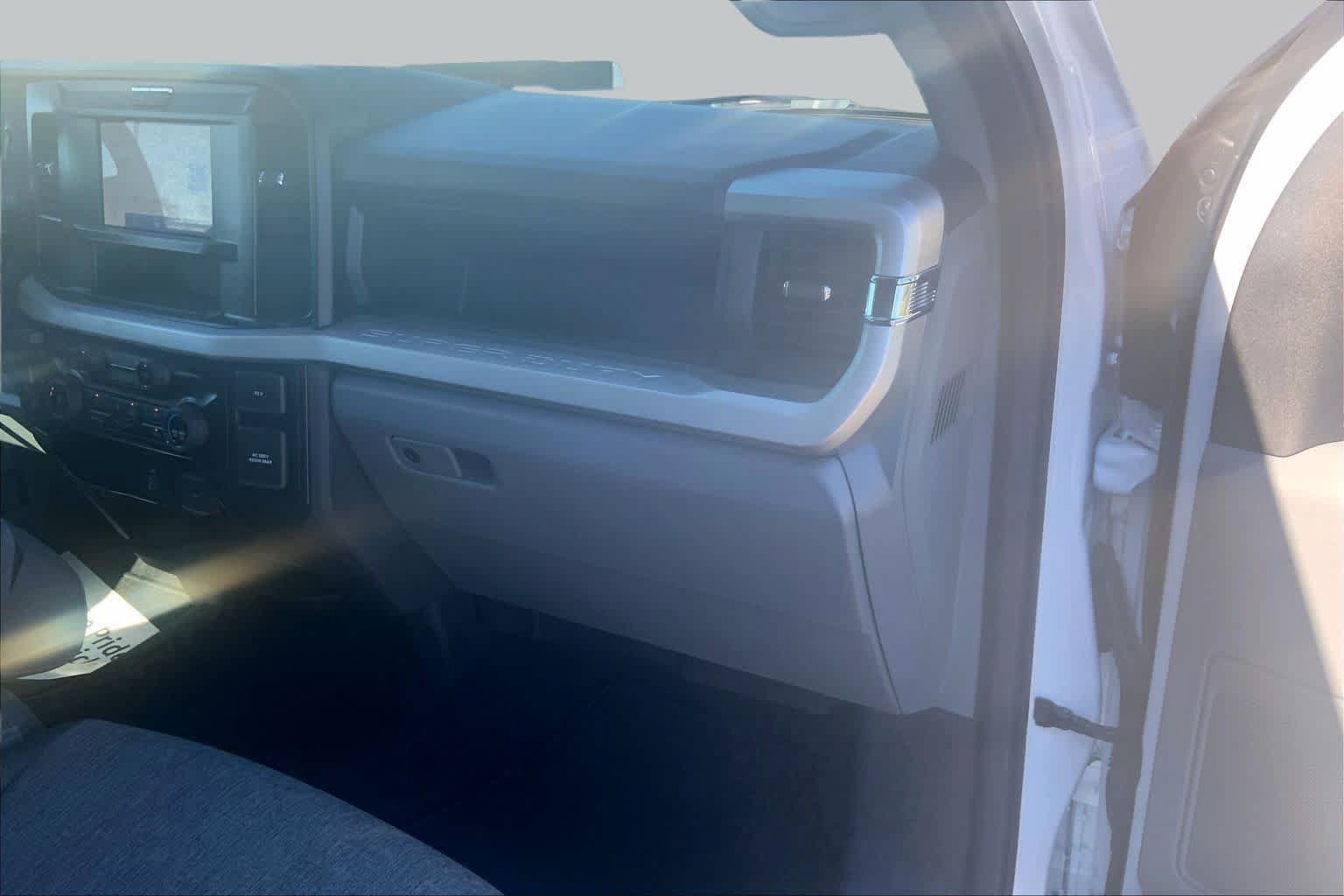 Certified 2025 Ford F250 XL w/ STX Appearance Package AWD/4WD image 19