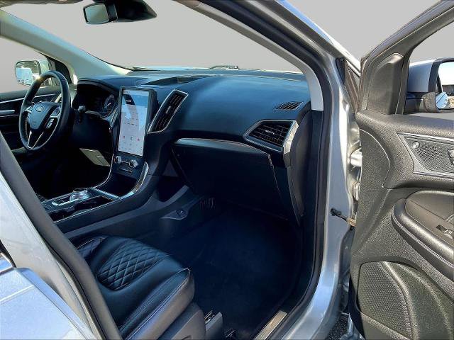 Certified 2024 Ford Edge Titanium AWD/4WD image 28