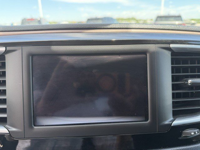 Used 2023 Chrysler Voyager LX FWD image 19
