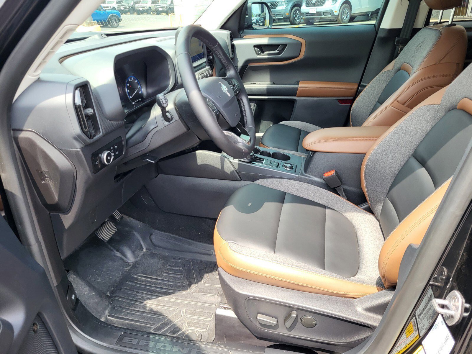 Certified 2024 Ford Bronco Sport Outer Banks w/ Tech Package image 20