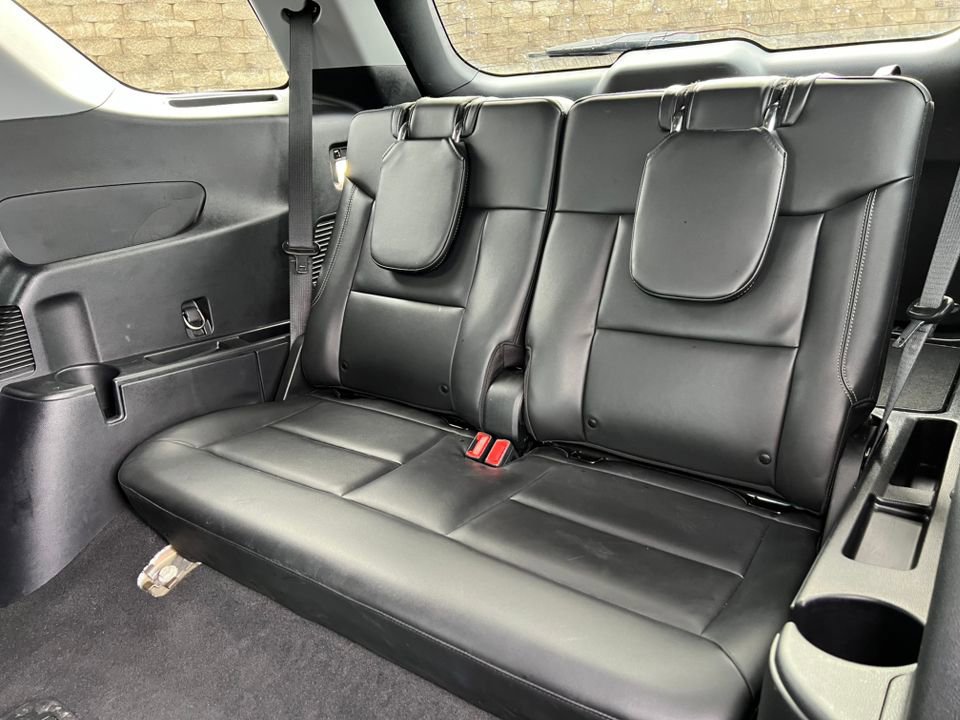 Certified 2023 Ford Explorer XLT w/ Equipment Group 202A image 12