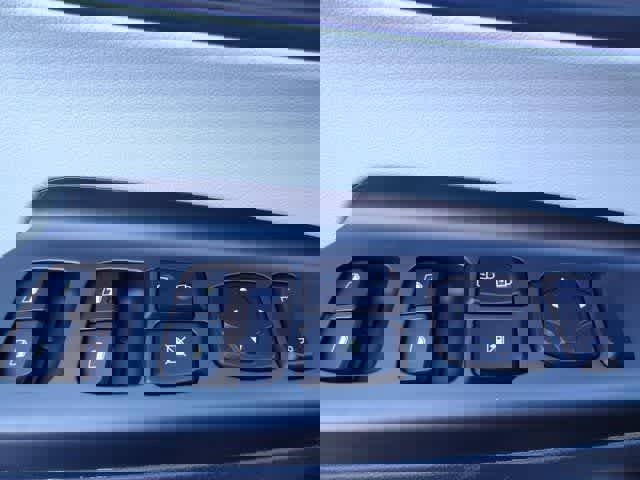 Used 2022 Hyundai Kona SEL image 14