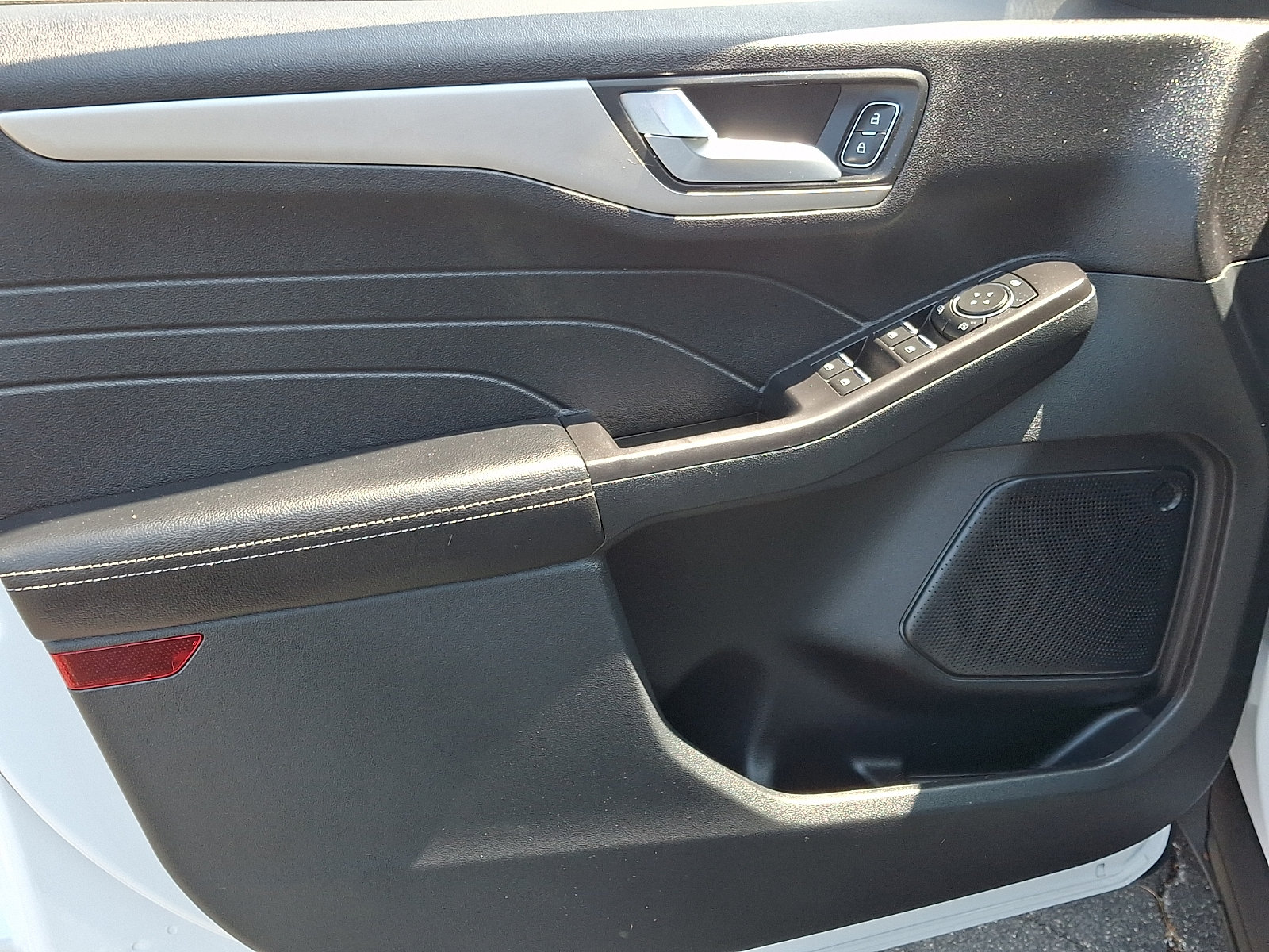 Certified 2021 Ford Escape SE FWD image 13