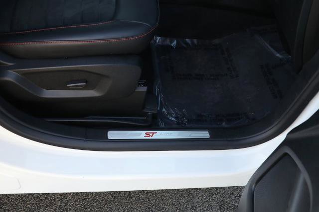 Certified 2024 Ford Edge ST-Line image 31