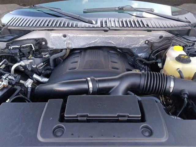 Certified 2017 Ford Expedition XLT AWD/4WD image 35