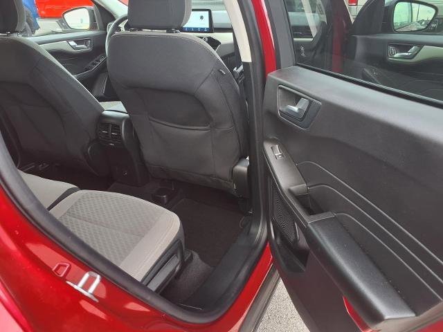Certified 2021 Ford Escape SE w/ SE Sport Appearance Package FWD image 26