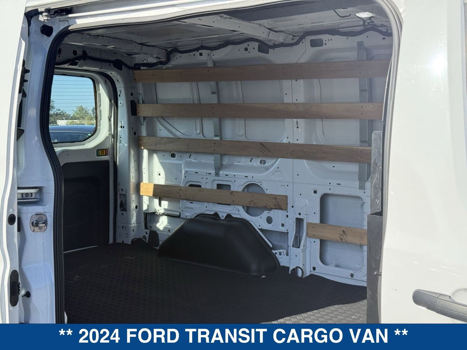 Certified 2024 Ford Transit 250 Low Roof w/ Exterior Upgrade Package image 15