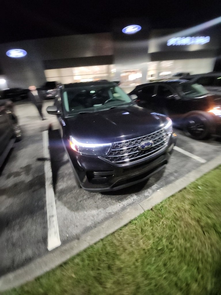 Certified 2022 Ford Explorer XLT image 7