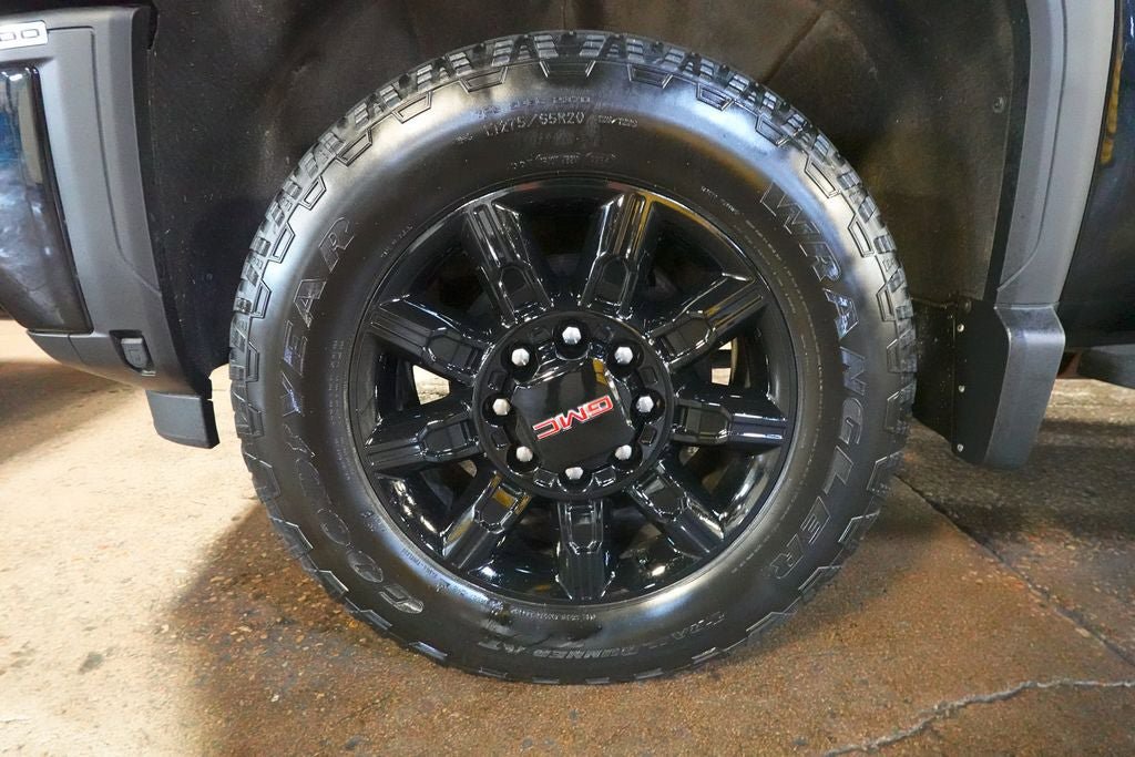 Used 2024 GMC Sierra 2500 AT4 w/ Technology Package AWD/4WD image 33