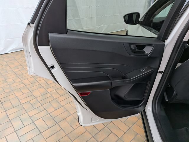 Certified 2022 Ford Escape SE w/ SE Sport Appearance Package AWD/4WD image 19