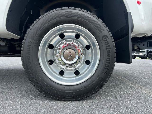 Certified 2025 Ford F450 King Ranch w/ Chrome Package AWD/4WD image 11