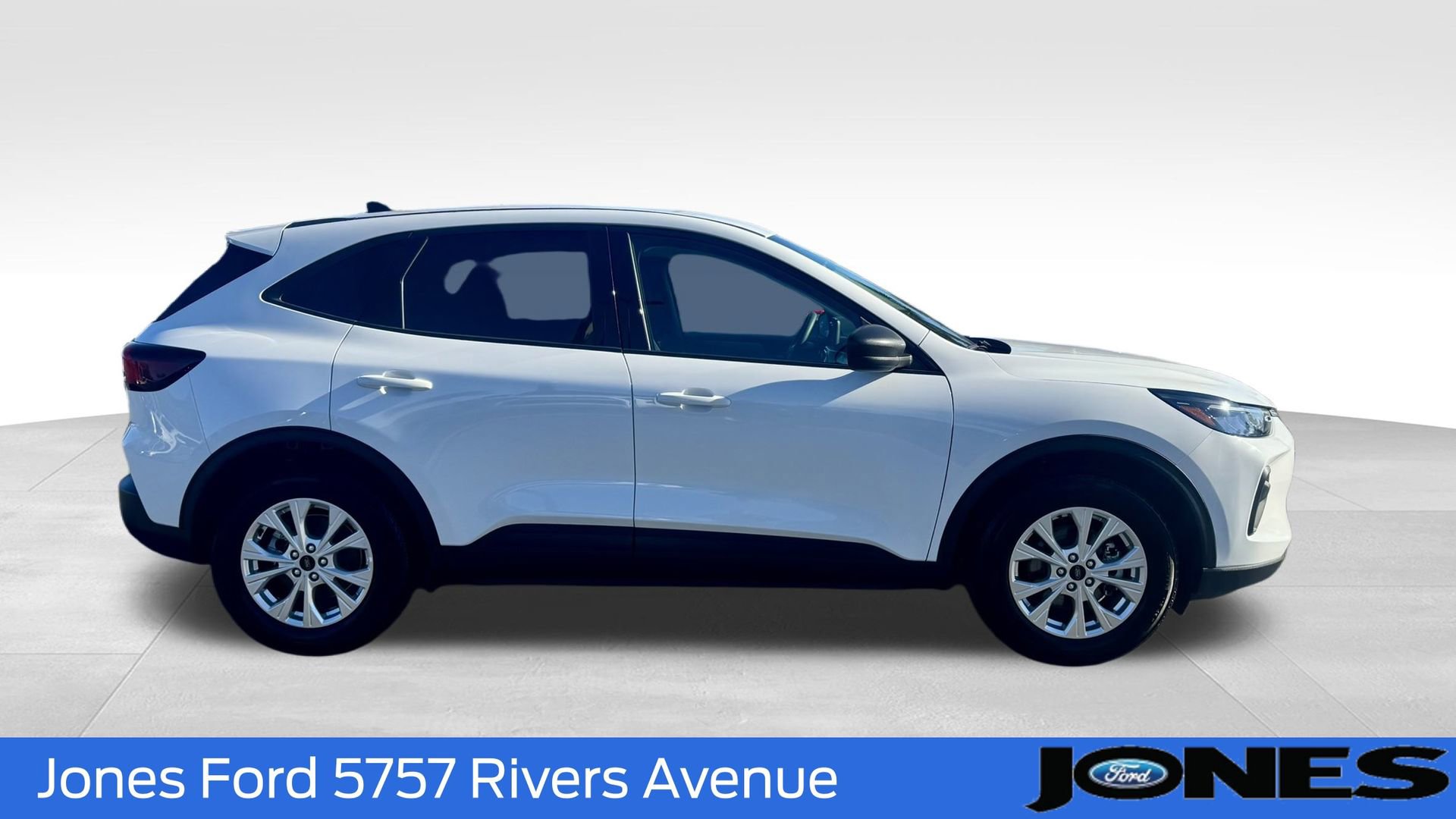 Certified 2025 Ford Escape Active image 3