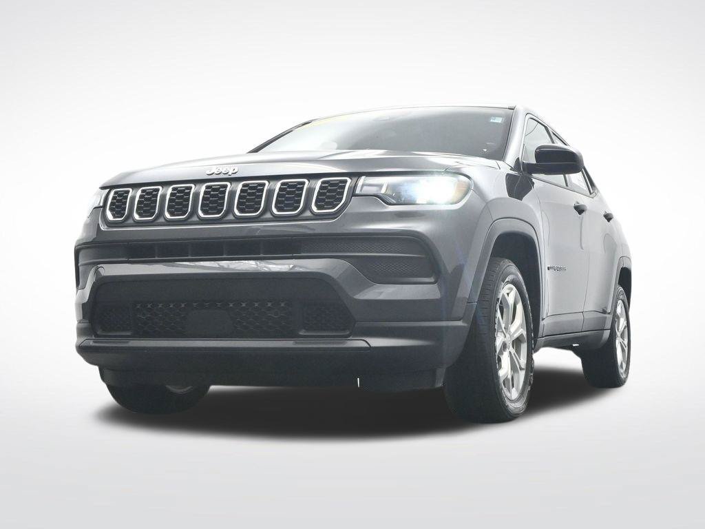 Used 2024 Jeep Compass Sport AWD/4WD image 46