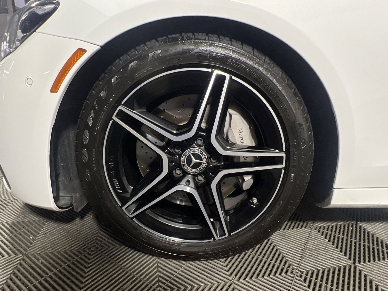 Used 2021 Mercedes-Benz E 350 Sedan image 12