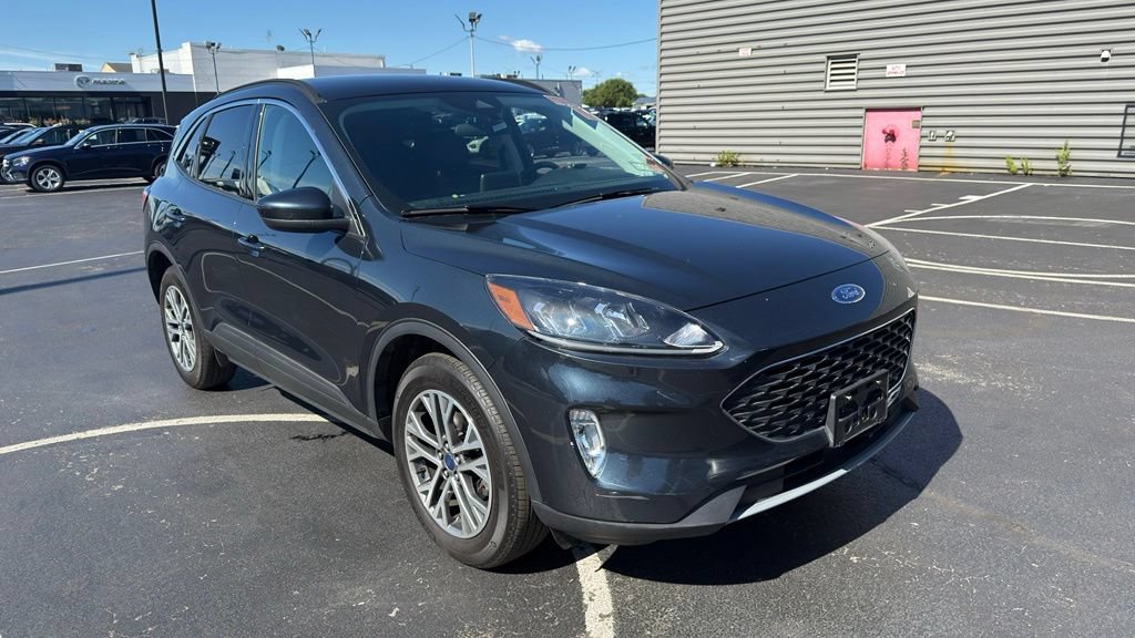 Certified 2022 Ford Escape SEL AWD/4WD image 4