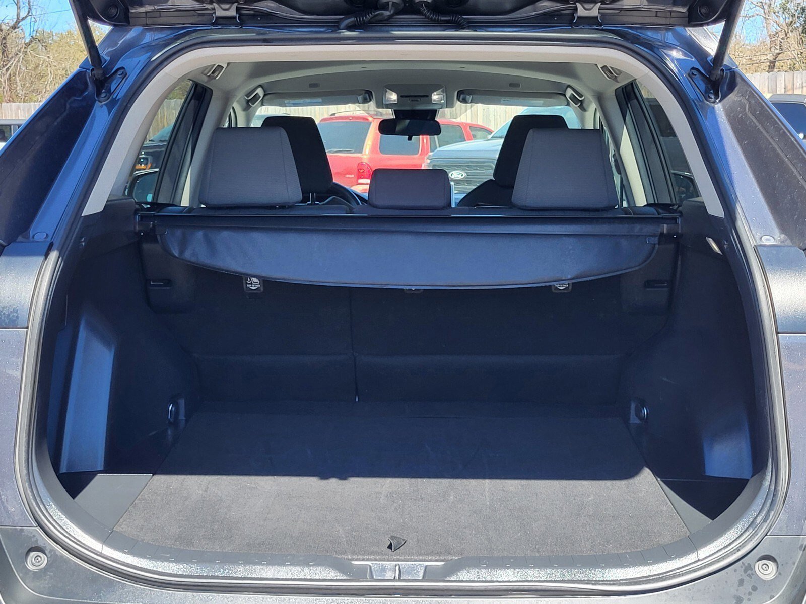 Used 2024 Toyota RAV4 XLE image 31