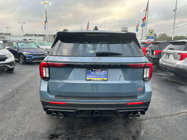 Certified 2026 Ford Explorer ST AWD/4WD image 6