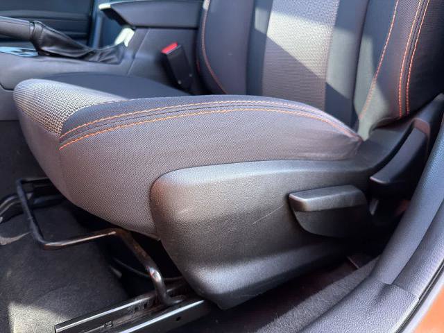 Used 2019 Subaru Crosstrek 2.0i Premium w/ Moonroof Package AWD/4WD image 18