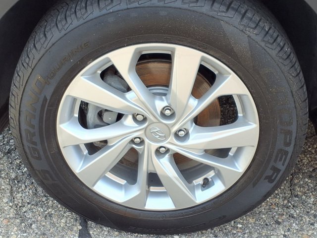 Used 2019 Hyundai Tucson Value AWD/4WD image 25