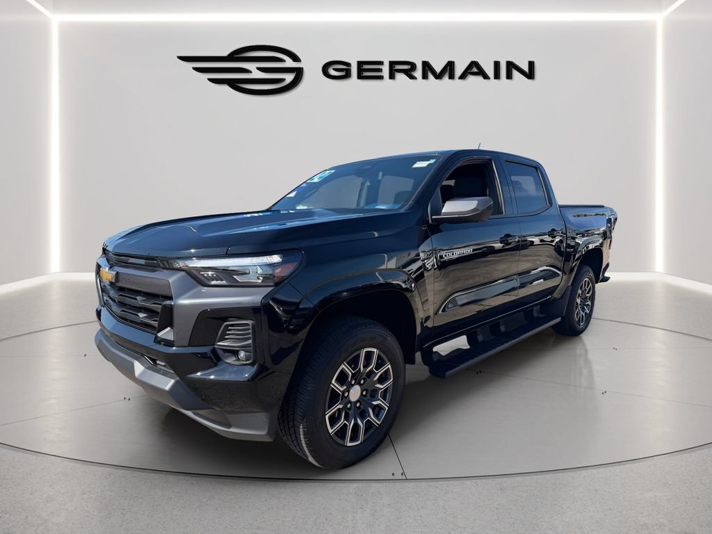 Used 2024 Chevrolet Colorado LT w/ LT Convenience Package III RWD image 4
