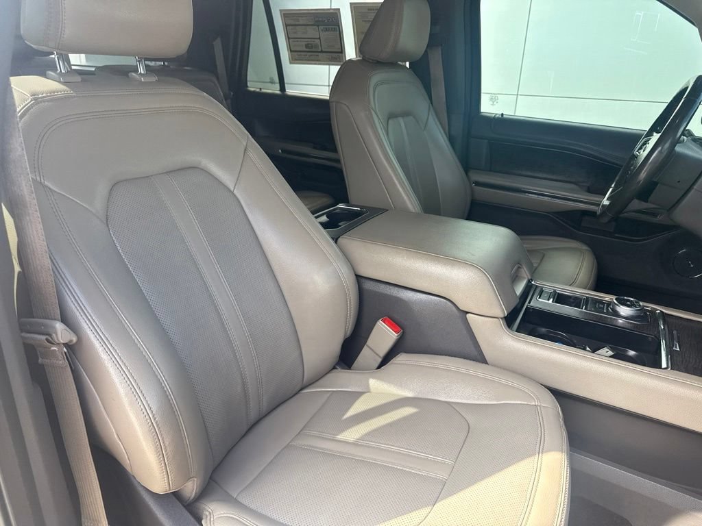 Certified 2021 Ford Expedition Max Limited RWD image 34