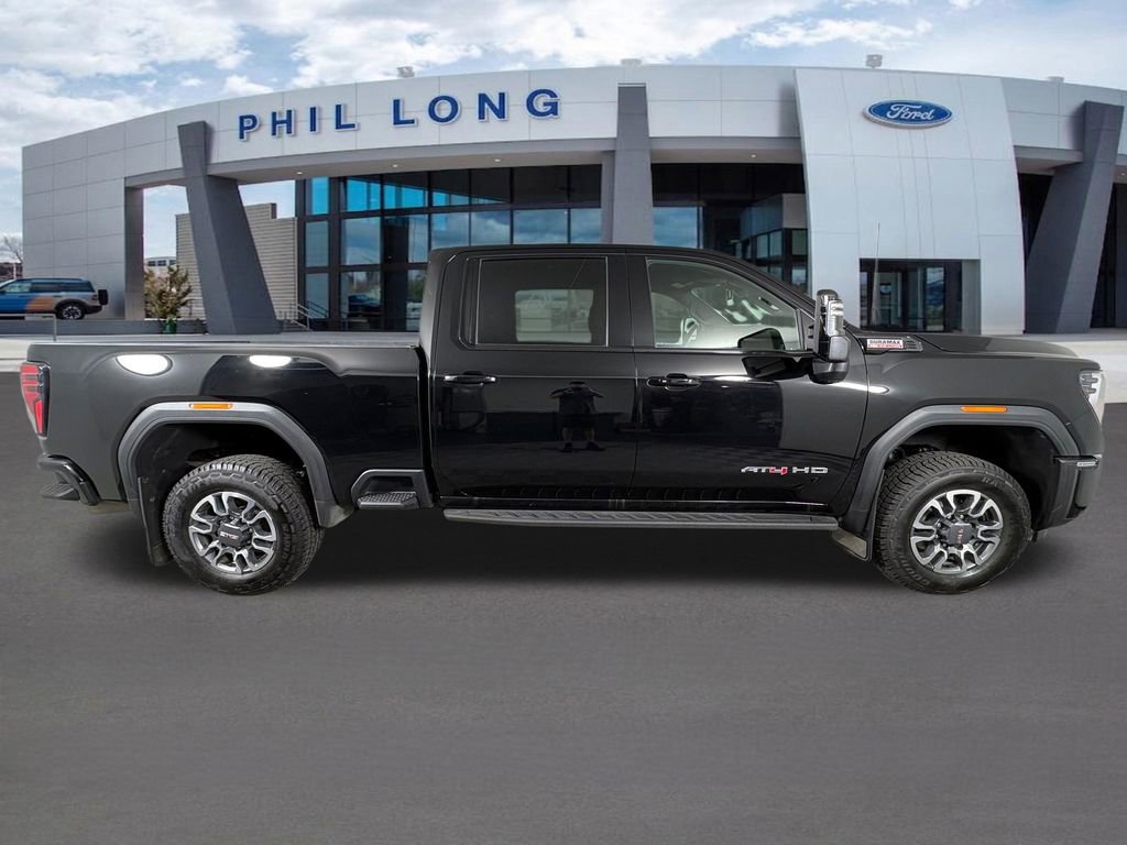 Used 2024 GMC Sierra 2500 AT4 AWD/4WD image 6