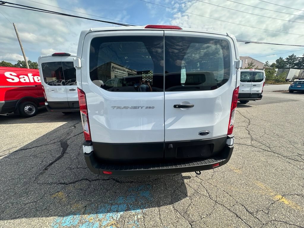 Certified 2025 Ford Transit 250 Low Roof w/ Exterior Upgrade Package RWD image 8