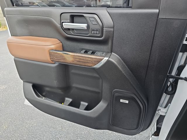 Used 2022 Chevrolet Silverado 3500 High Country w/ Safety Package II AWD/4WD image 31
