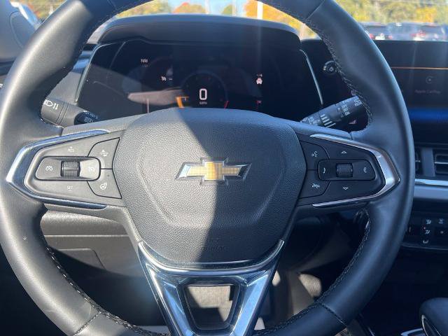 Used 2025 Chevrolet Trax LT w/ LT Convenience Package FWD image 21