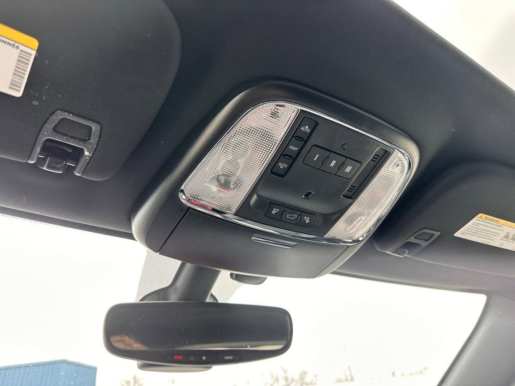 Used 2019 Jeep Grand Cherokee Limited AWD/4WD image 25