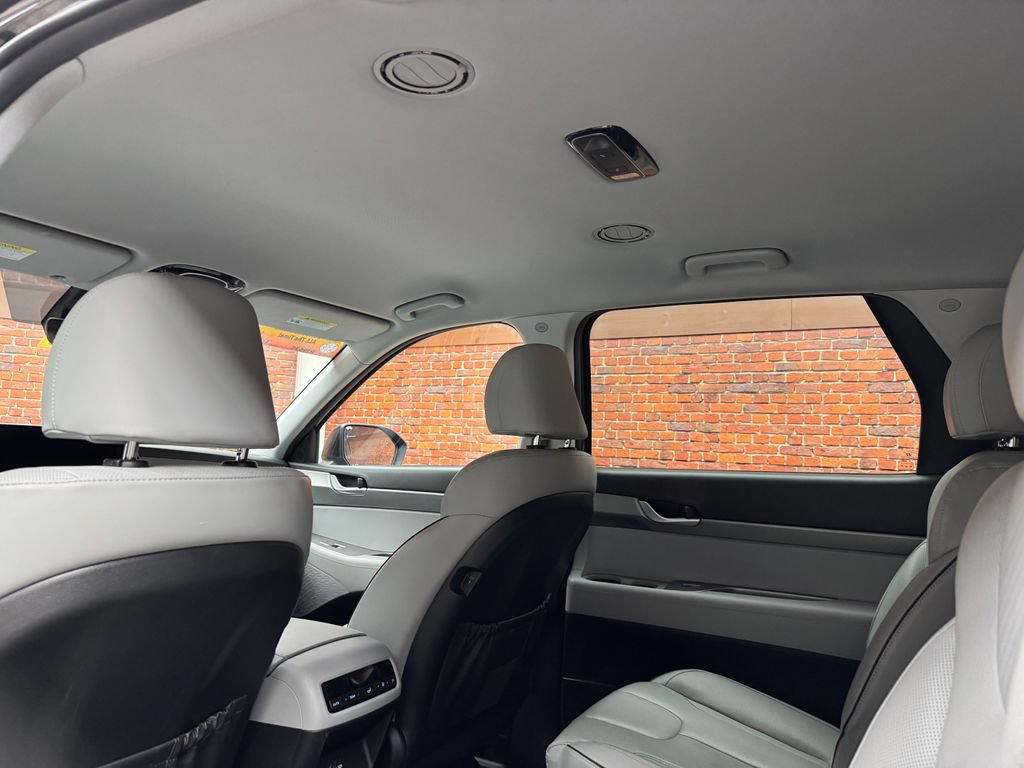 Used 2025 Hyundai Palisade SEL AWD/4WD image 25