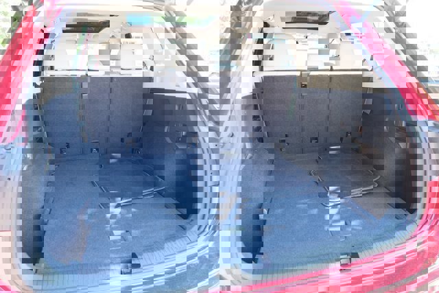 Used 2019 Volkswagen Tiguan SE AWD/4WD image 16