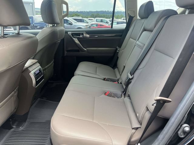 Used 2023 Lexus GX 460 Premium w/ Premium Package AWD/4WD image 13