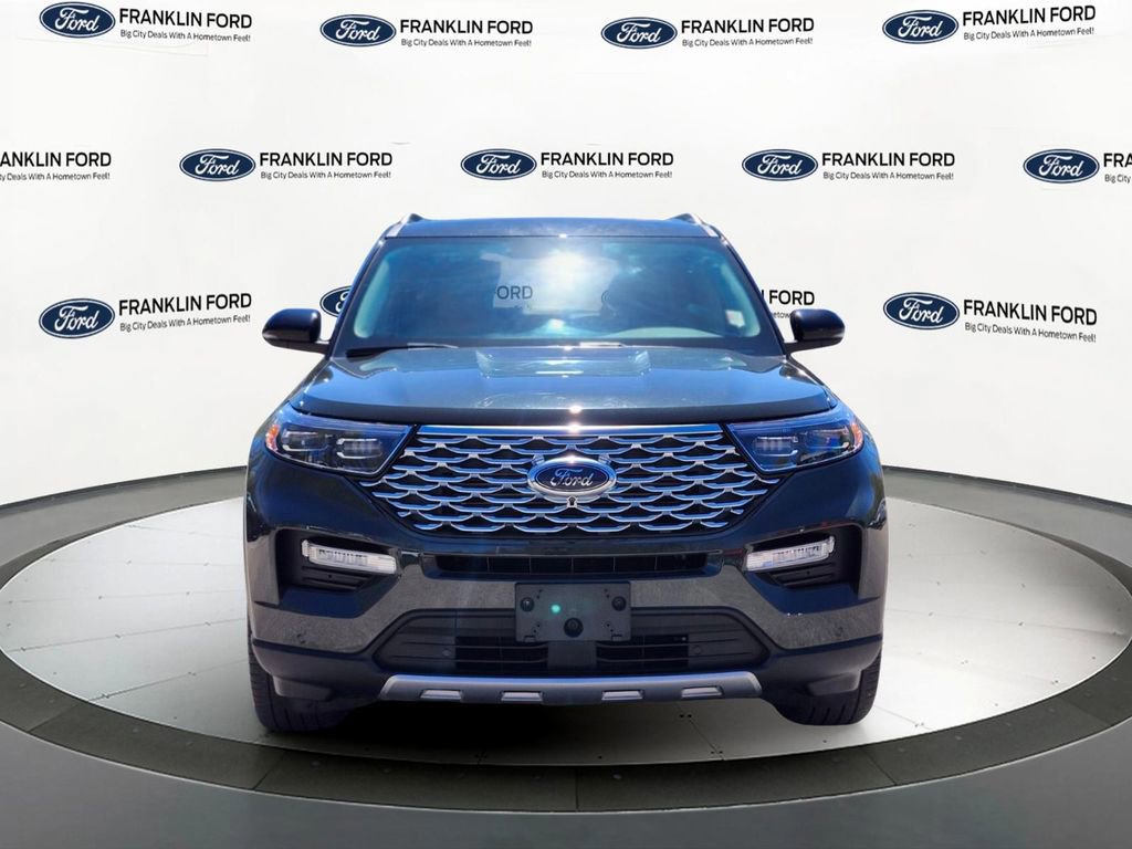 Certified 2022 Ford Explorer Platinum w/ Equipment Group 601A AWD/4WD image 8