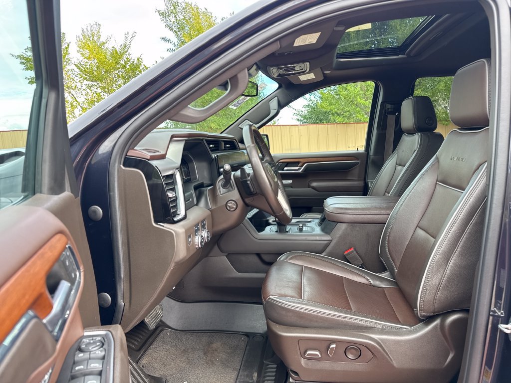 Used 2023 GMC Sierra 1500 Denali AWD/4WD image 11