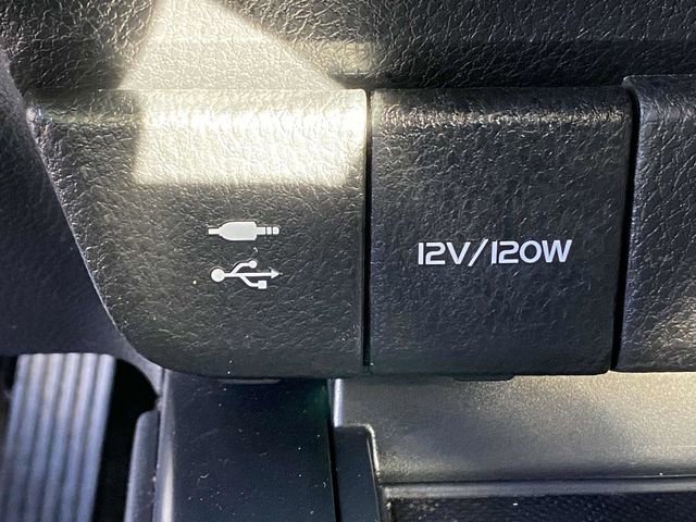 Used 2019 Toyota Camry SE image 29