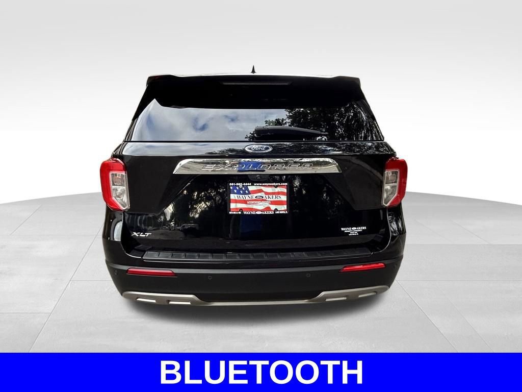 Certified 2022 Ford Explorer XLT w/ Equipment Group 202A RWD image 4