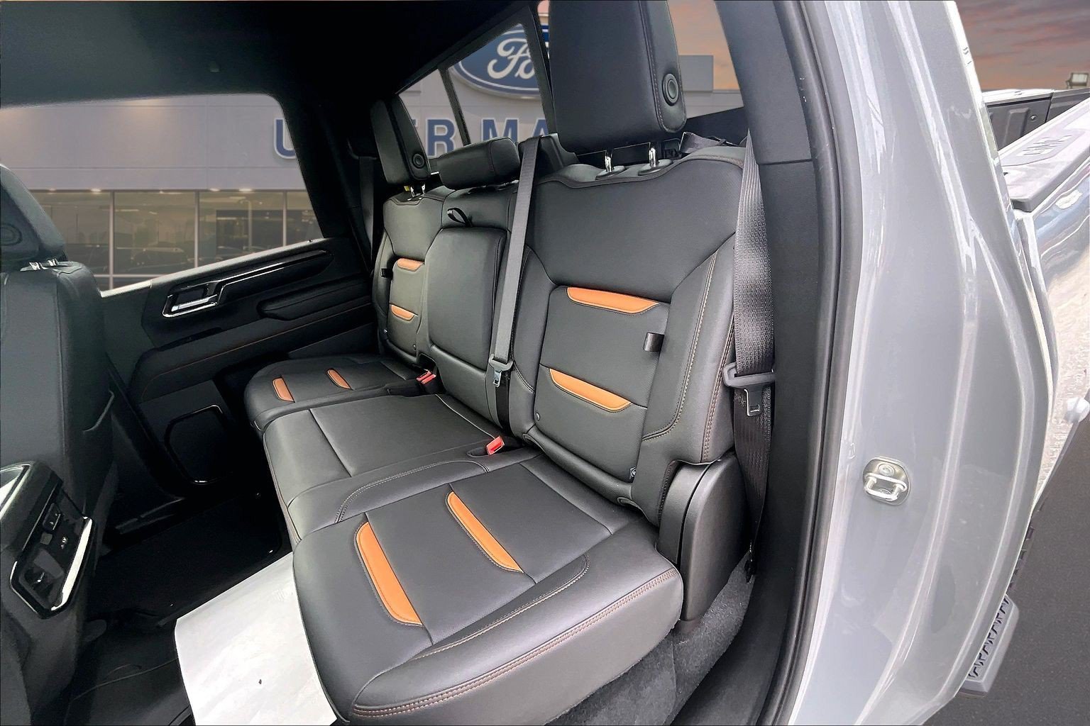 Used 2024 GMC Sierra 3500 AT4 w/ AT4 Premium Plus Package AWD/4WD image 27