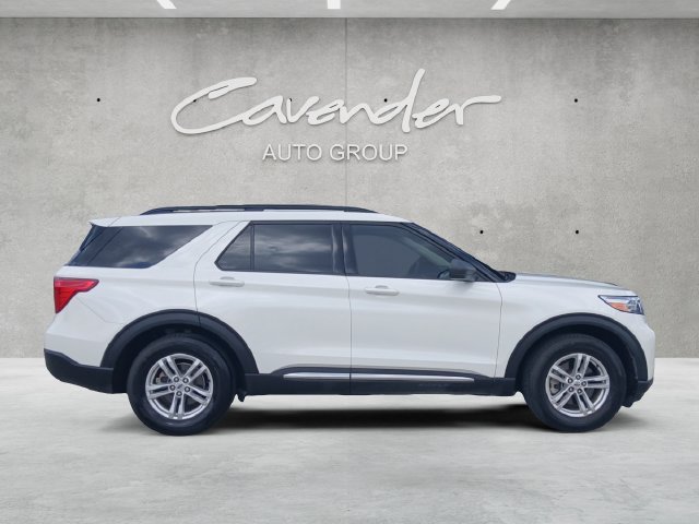 Certified 2023 Ford Explorer XLT w/ Equipment Group 202A RWD image 18