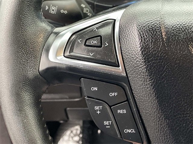 Certified 2022 Ford Edge SEL image 9