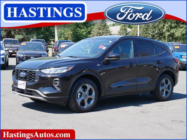 Certified 2025 Ford Escape ST-Line Select AWD/4WD image 1