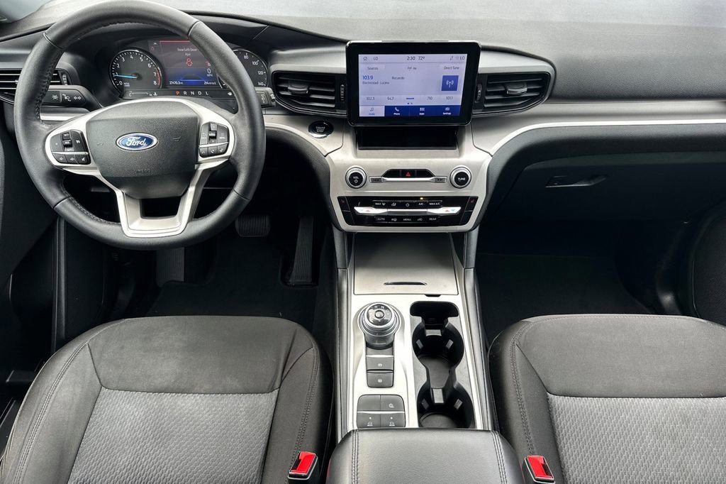 Certified 2023 Ford Explorer XLT image 15