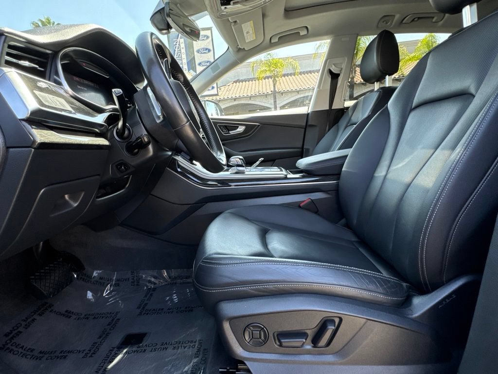 Used 2019 Audi Q8 Premium Plus AWD/4WD image 26
