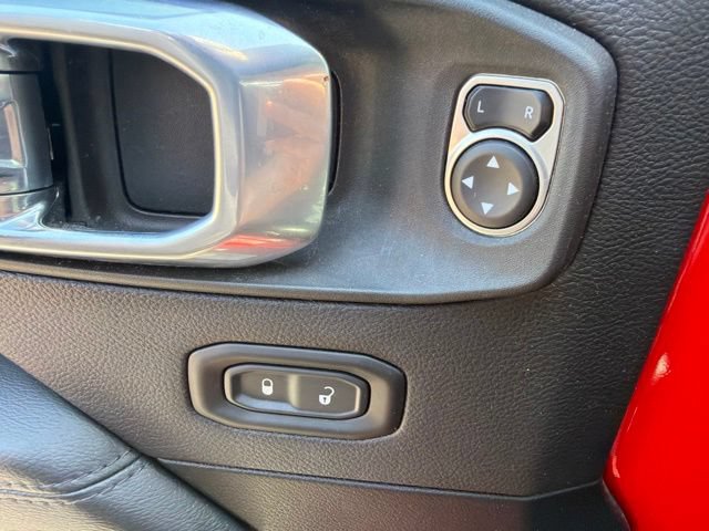 Used 2021 Jeep Wrangler Unlimited Sahara AWD/4WD image 23