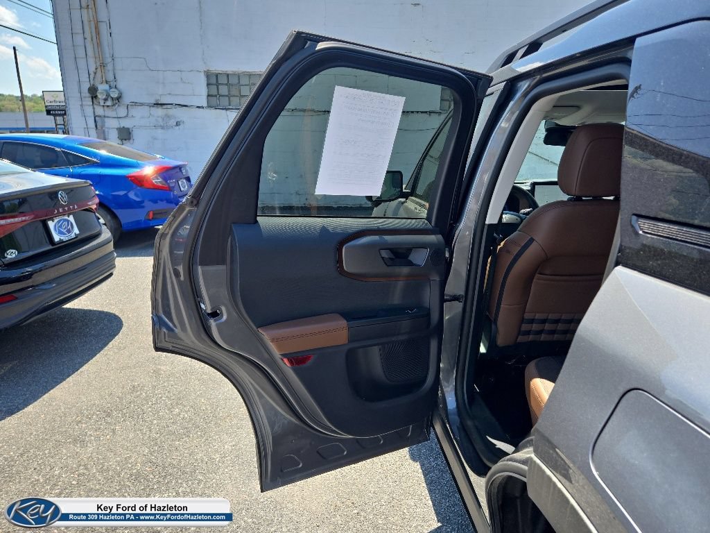 Certified 2025 Ford Bronco Sport Outer Banks w/ Outer Banks Tech Package+ AWD/4WD image 44