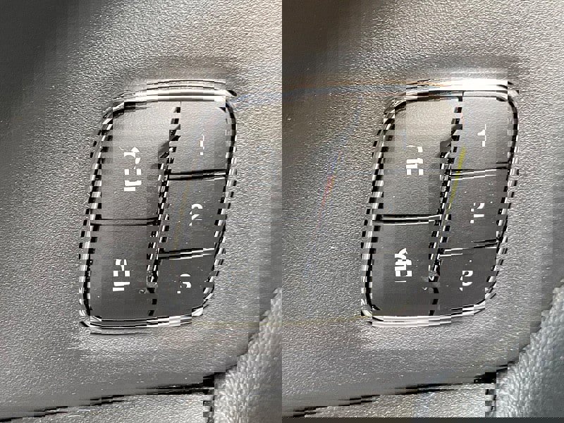 Certified 2023 Ford Expedition Limited image 57